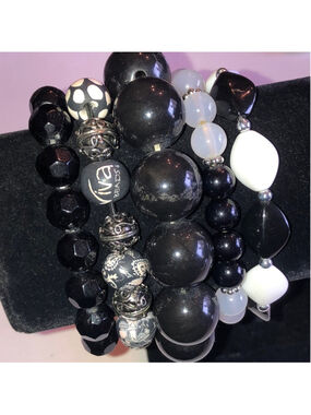 Elegant Black and White Beaded Boho Stretchy Bracelet Set